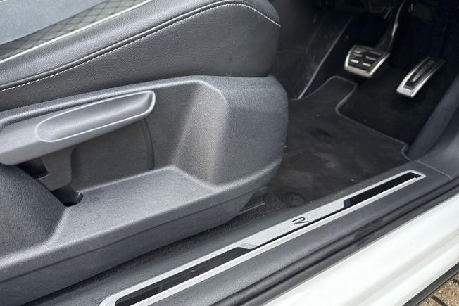 VOLKSWAGEN Tiguan Photo 50