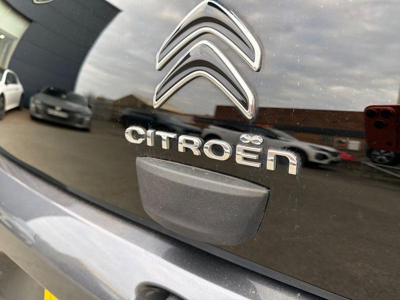 Used Citroen C1 HJ71OTG 27