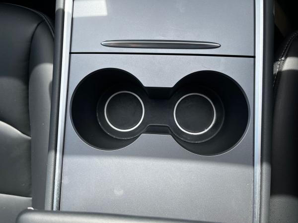 TESLA Model Y Photo autoimg-c91cab42c2658cf26ebd191a494ac5d06af2b4ab.jpg