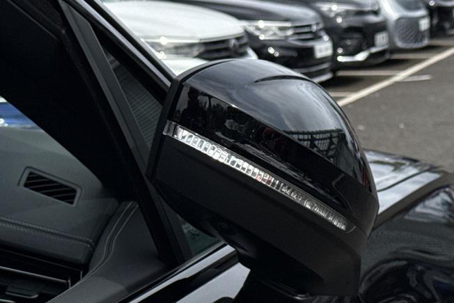 VOLKSWAGEN Touareg Photo 48