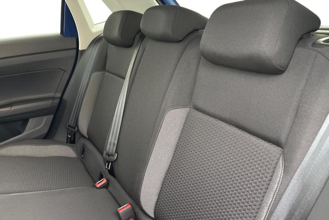 VOLKSWAGEN Polo Photo 9