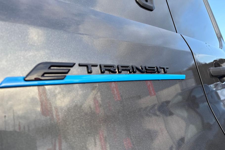 Used Ford E-TRANSIT IMZ8897 19