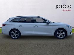 SEAT Leon Photo 4