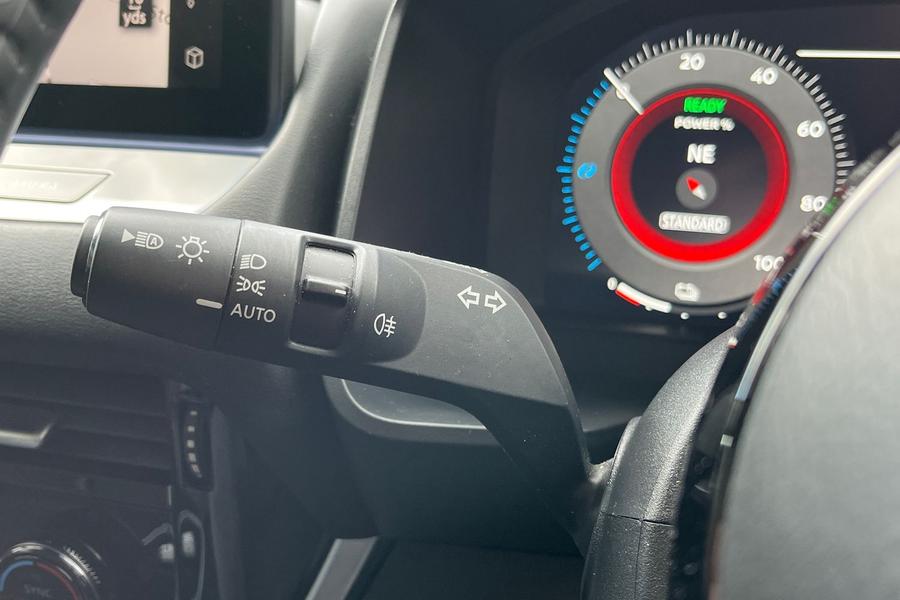 Nissan Qashqai Photo autoimg-c929fe12703274b7498e78b9bbff262e31adfac1.jpg