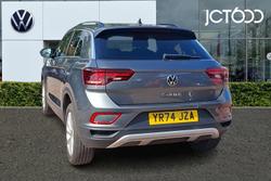 Volkswagen T-Roc Photo 3