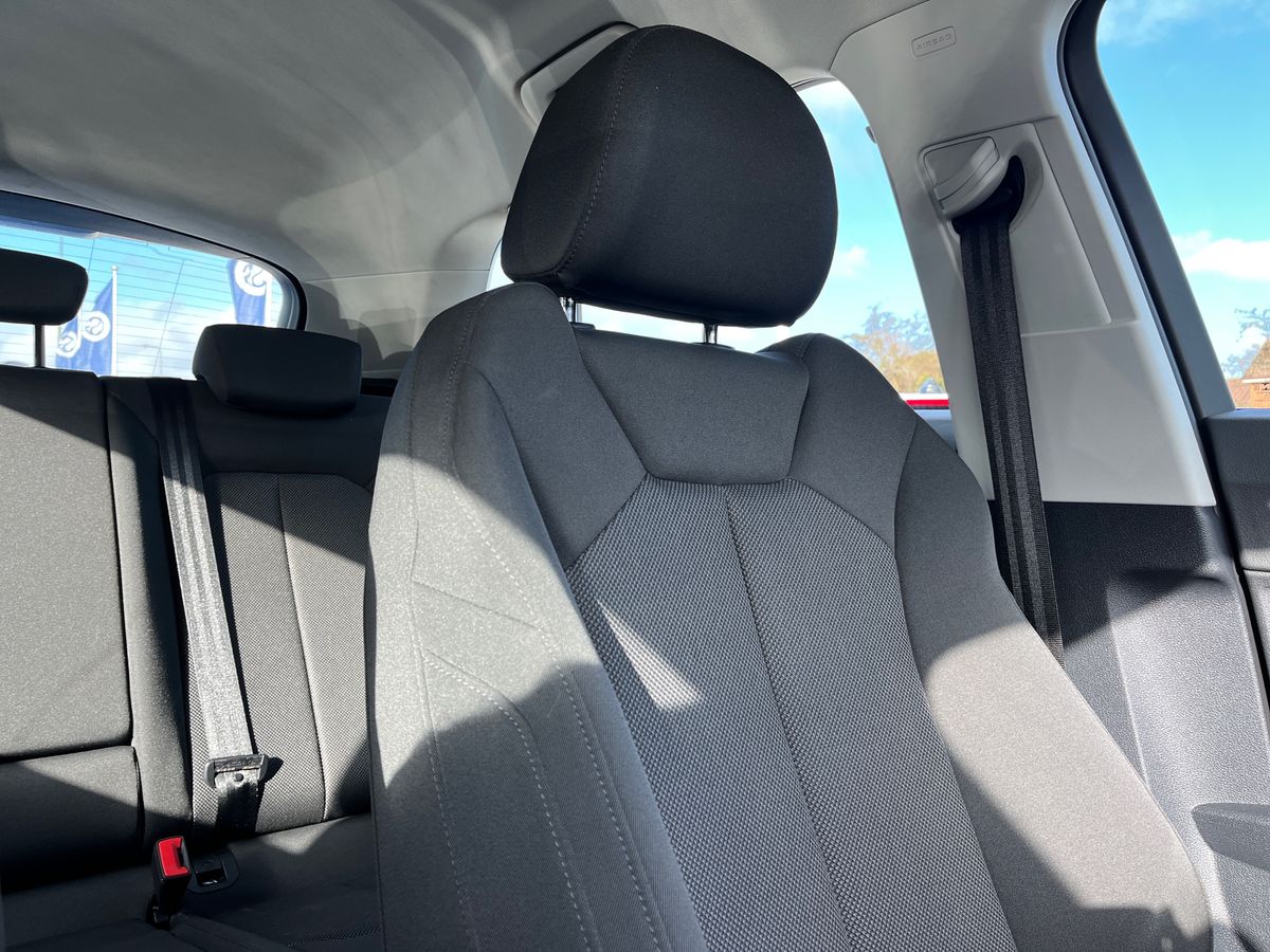 Audi Q3 Photo 36