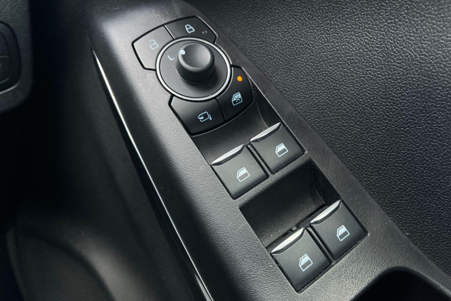 Ford PUMA Photo 15