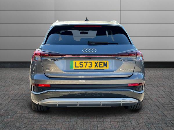 Audi Q4 e-tron Photo autoimg-c92d9a493a7fd433f3d5eeff082fbe5dd5674fa4.jpg