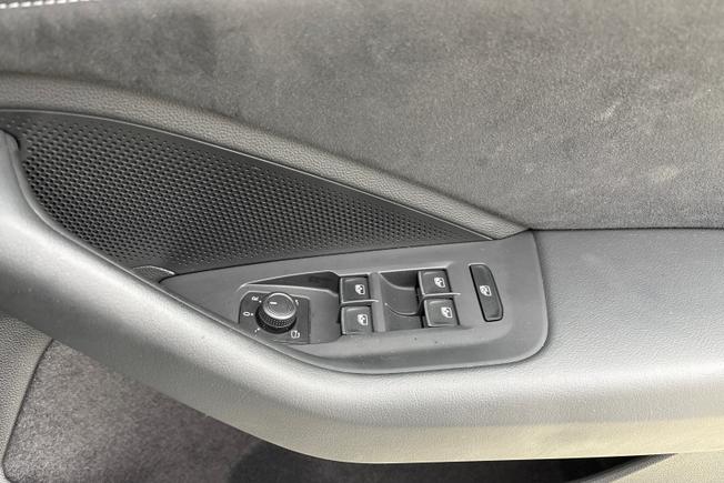 Volkswagen Passat Photo 27