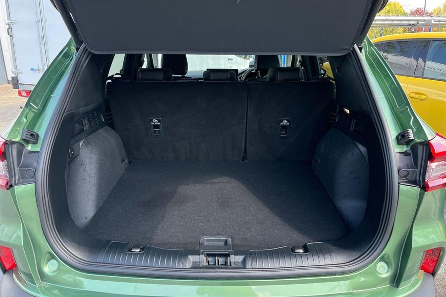 Ford Kuga Photo autoimg-c9342b3776703c5106f5365a79bcb62186f8576d.jpg