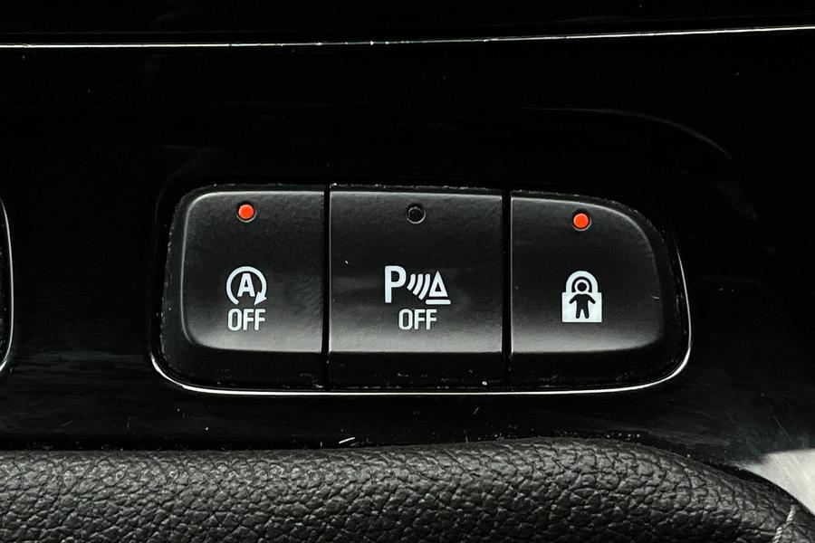 Vauxhall GRANDLAND X Photo autoimg-c934b96949562fa2648f1ccf6c7312cbcad134a3.jpg