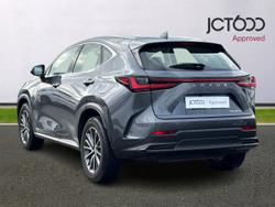 LEXUS Nx Photo 3
