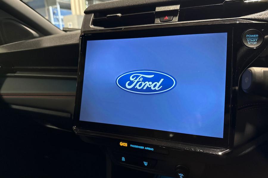 Ford PUMA Photo autoimg-c936848631c4e1175abe1683fd26af5bfff536c7.jpg