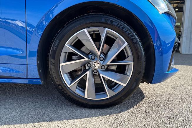 ŠKODA Enyaq Photo 5
