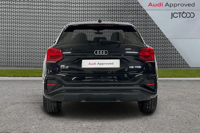 AUDI Q2 Photo 7
