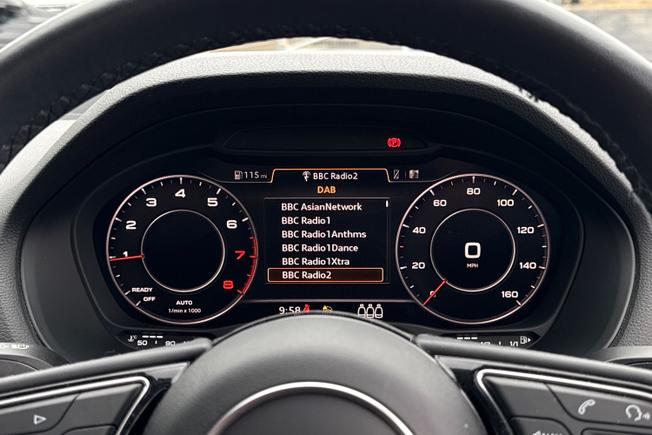 AUDI Q2 Photo 15