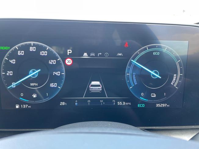 KIA NIRO Photo 15