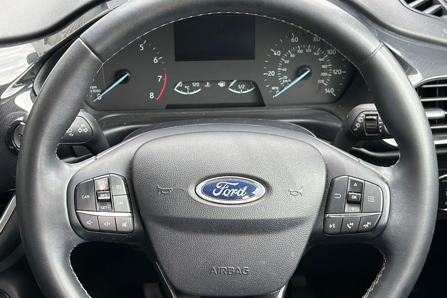 Ford PUMA Photo 11