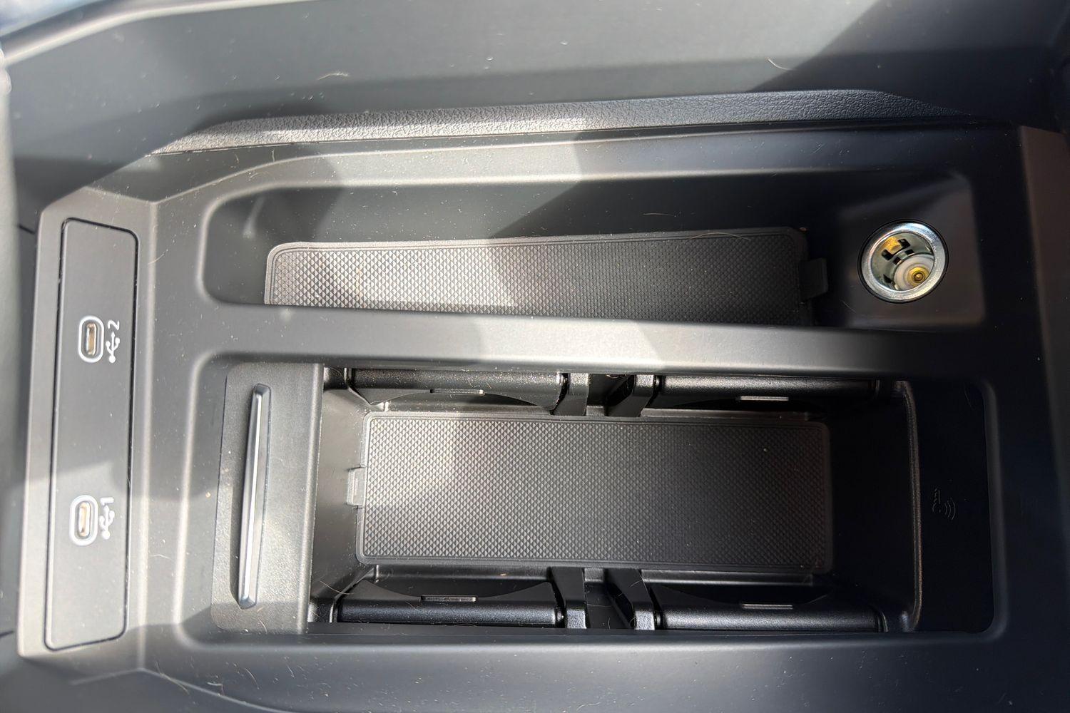 Audi E-TRON Photo 38