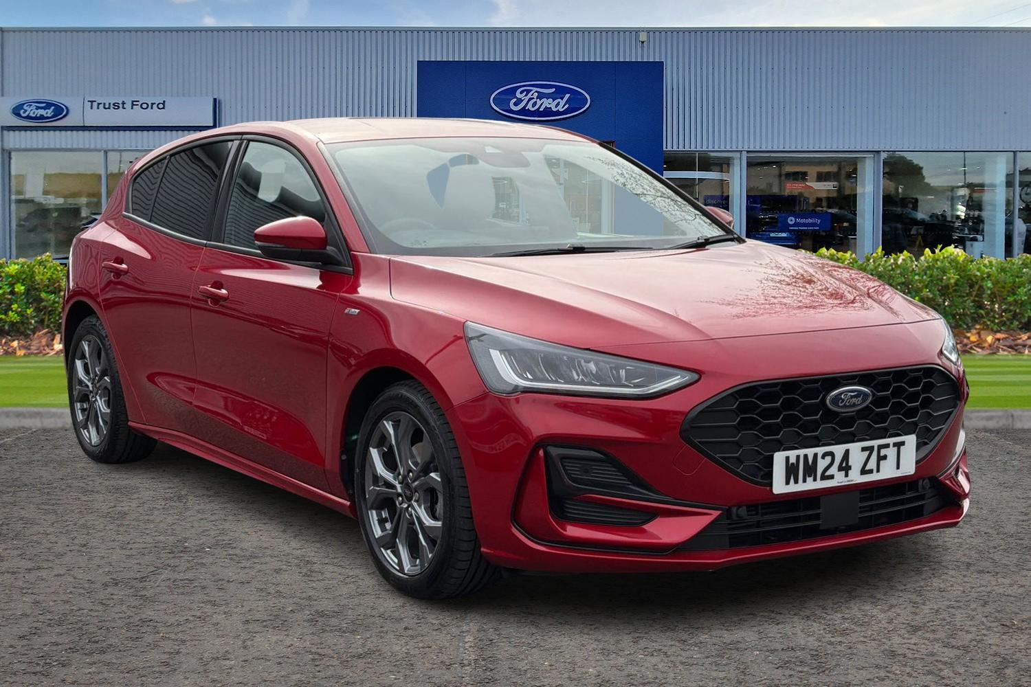 Ford FOCUS Photo 0