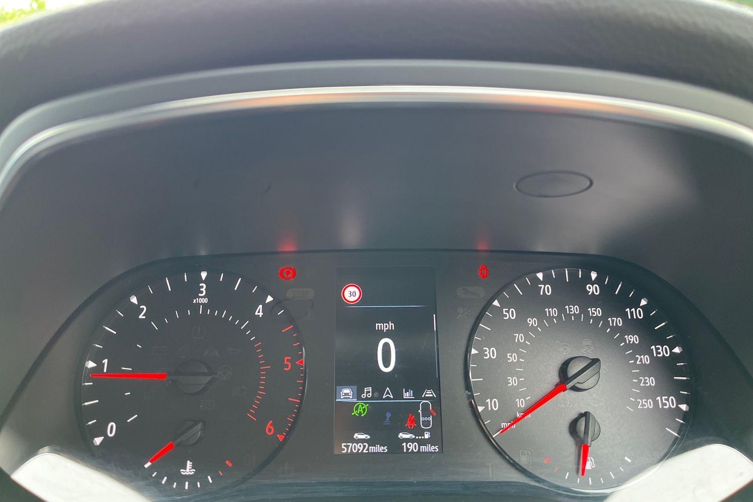 Renault CAPTUR Photo 12