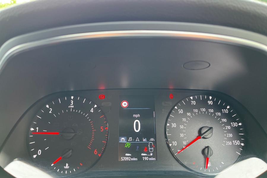 Renault CAPTUR Photo autoimg-c95007fe5dd8c9914d4177d6765325c54de23bee.jpg