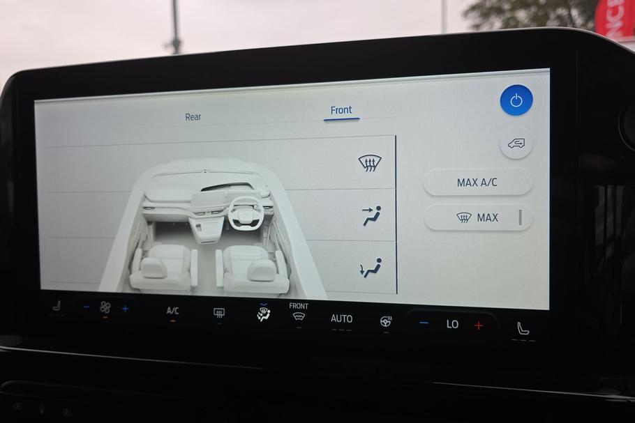 Used Ford TOURNEO CUSTOM 39