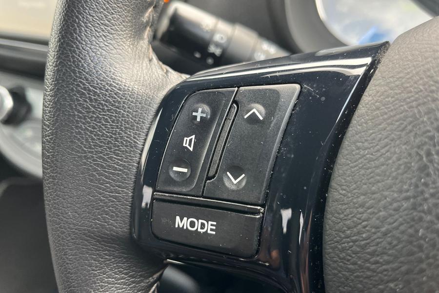 Toyota Yaris Photo autoimg-c95dd3e662f22946a1e350233b1476a37279dbdf.jpg