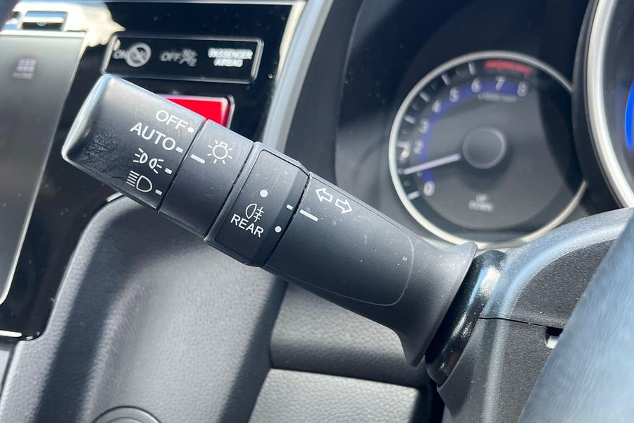 Honda Jazz Photo autoimg-c96141c5df64fc8844aa6e6f728dd2e40642c6ec.jpg