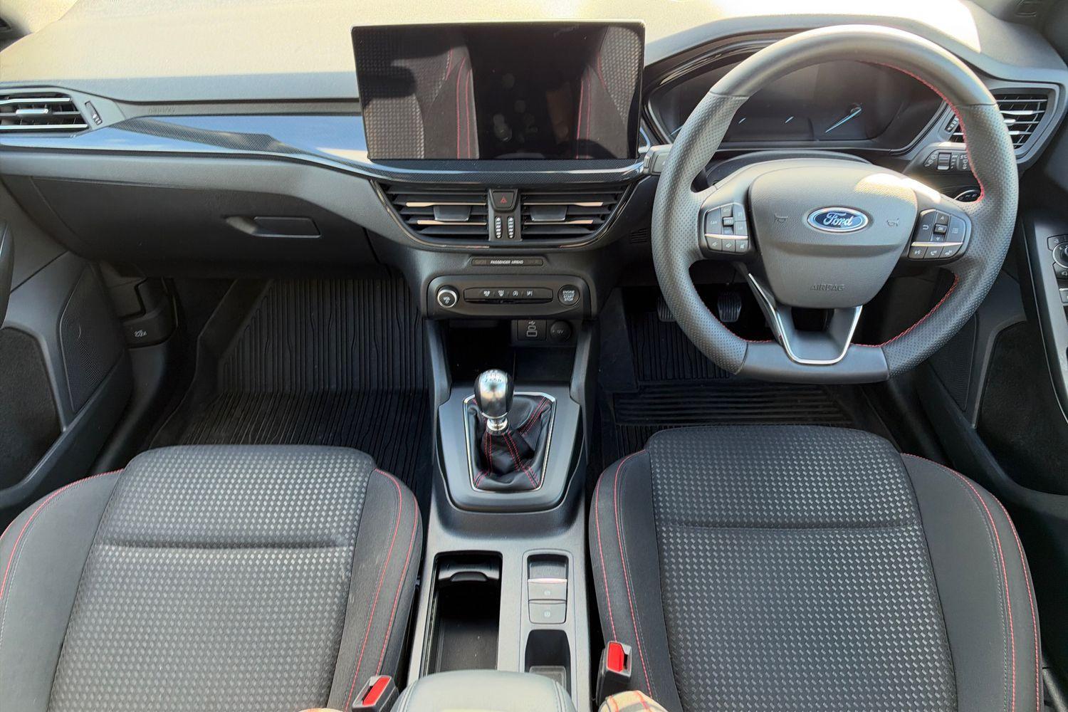 Ford FOCUS Photo 9