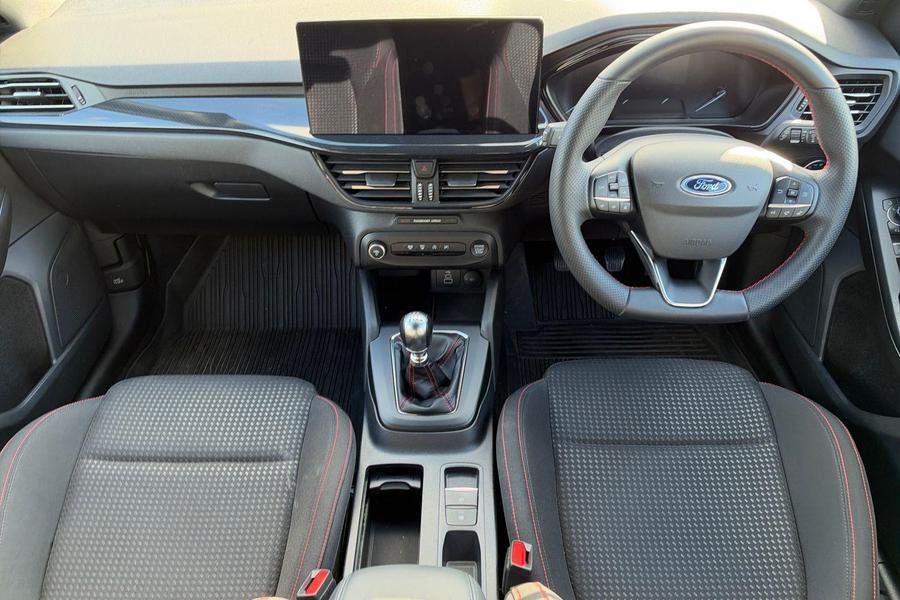 Ford FOCUS Photo autoimg-c961ee368c55a71549e0857d35acb9cc197cb4bf.jpg