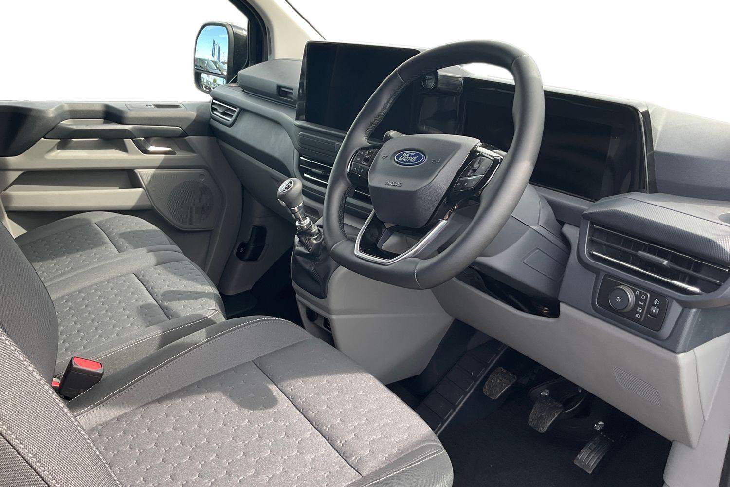 Ford TRANSIT CUSTOM Photo 13