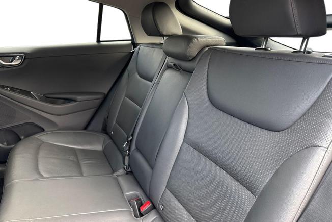 HYUNDAI IONIQ Photo 9