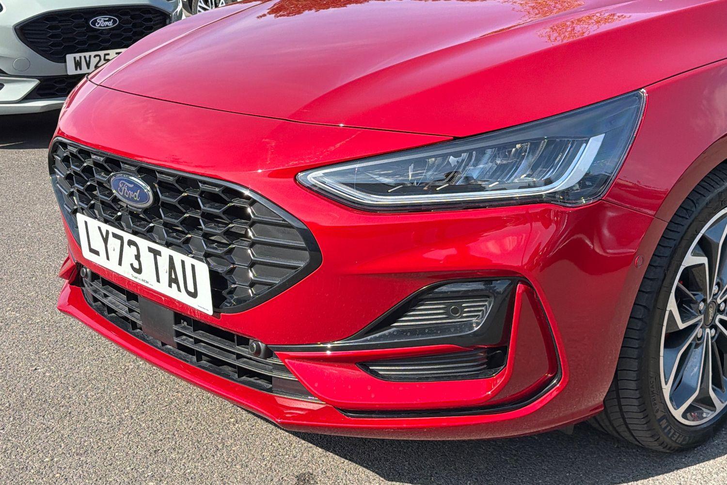 Ford FOCUS Photo 23