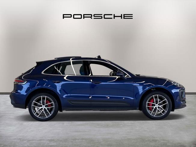 PORSCHE Macan Photo 8