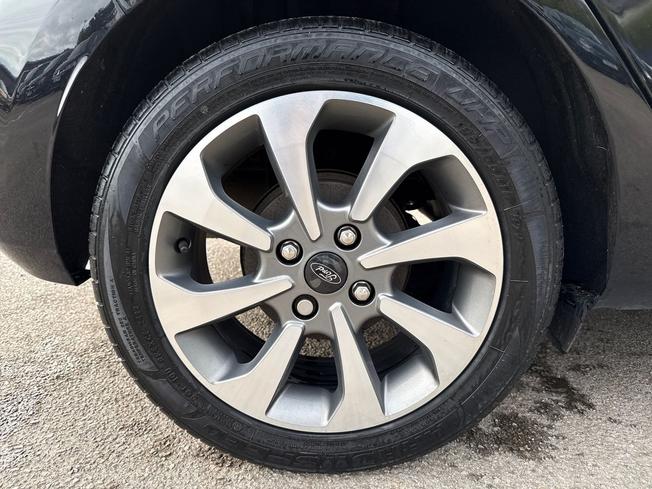 Ford Fiesta Photo 31