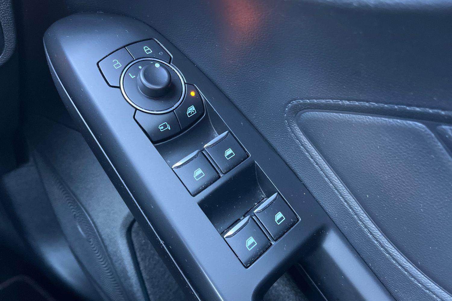 Ford FOCUS Photo 15