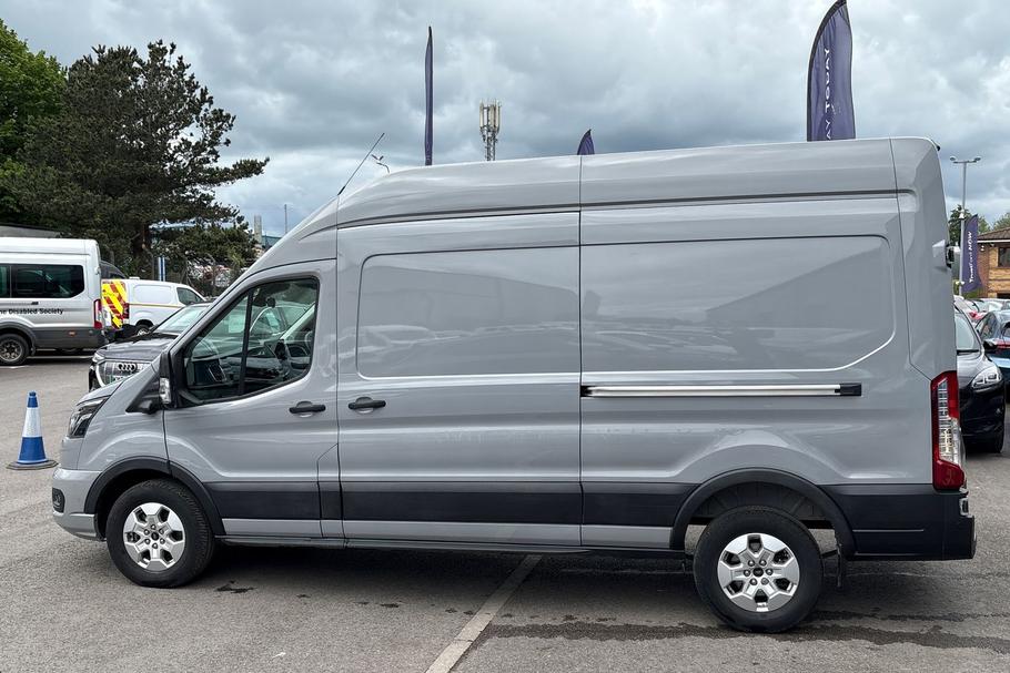 Used Ford TRANSIT WR75CVV 22