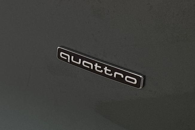 AUDI Q3 Photo 30