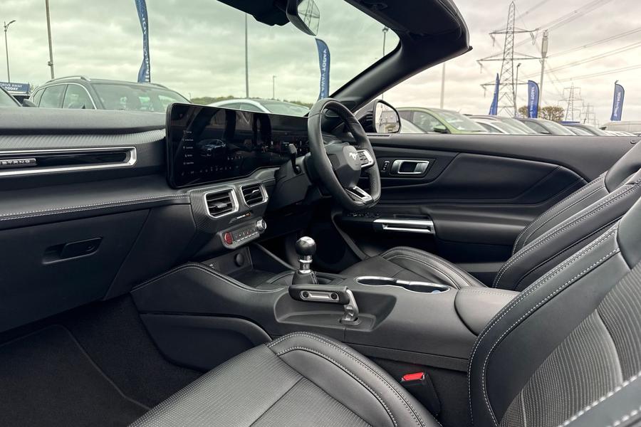 Ford MUSTANG Photo autoimg-c97894bae599012021602cf0caddf8ab86fddb38.jpg