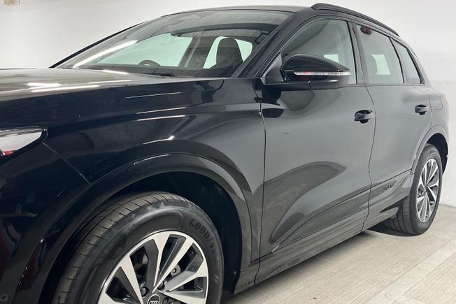 AUDI Q6 E-Tron Photo 40