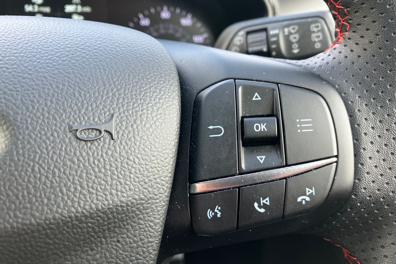 Ford FOCUS Photo 33