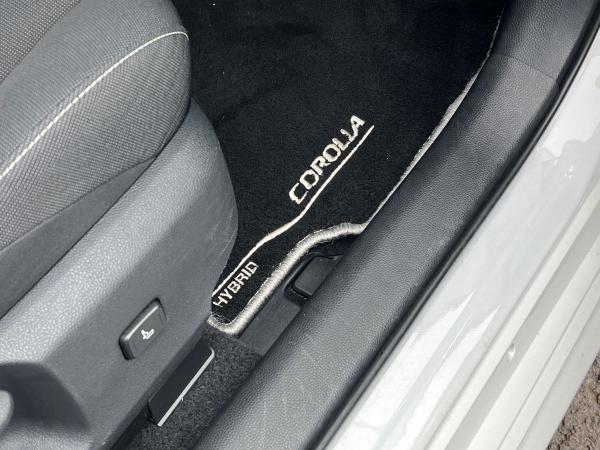 Toyota Corolla Photo autoimg-c97cdbca6b65f356a3e70aab7b59042d509826fa.jpg