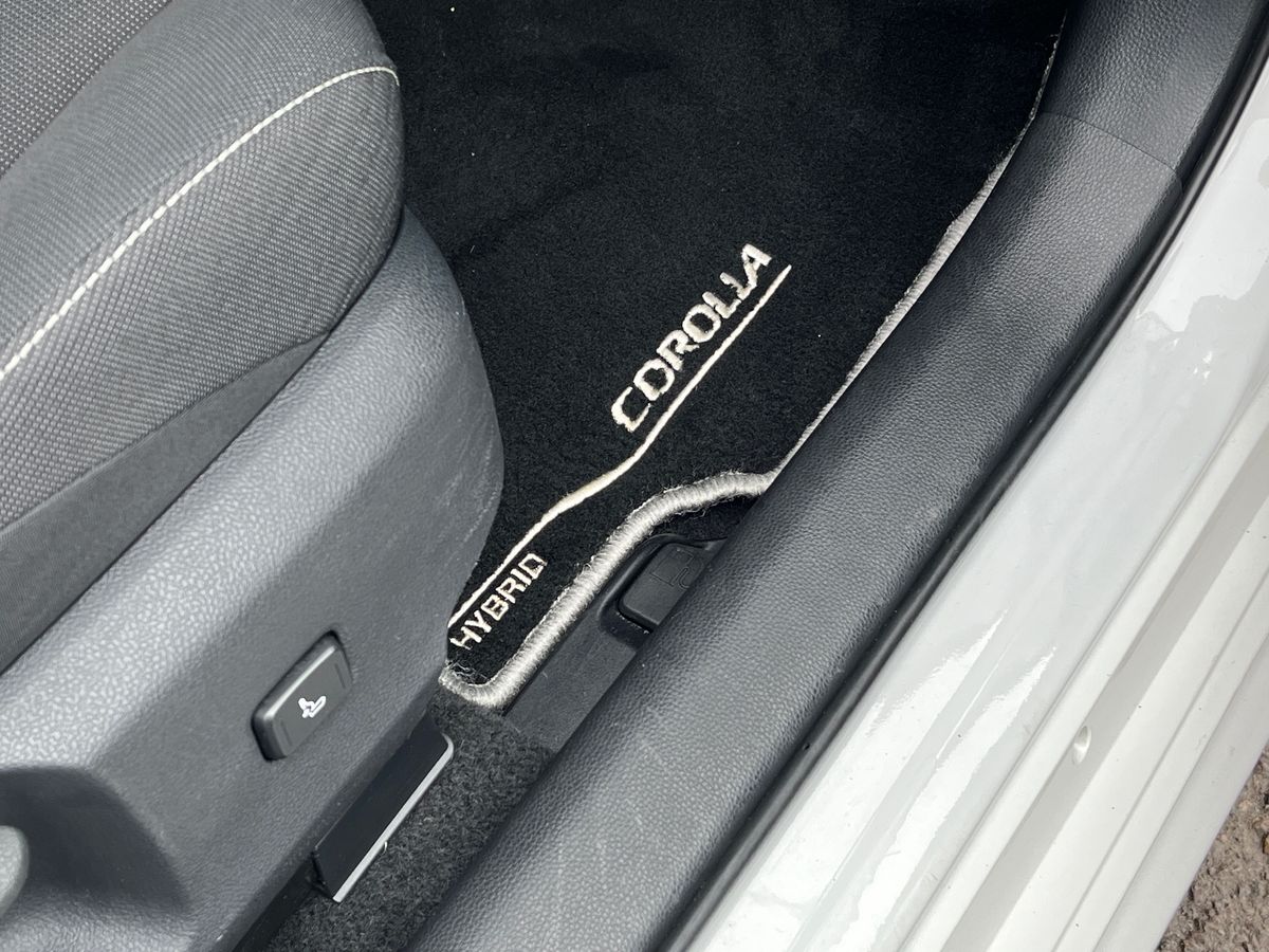 Toyota Corolla Photo 28