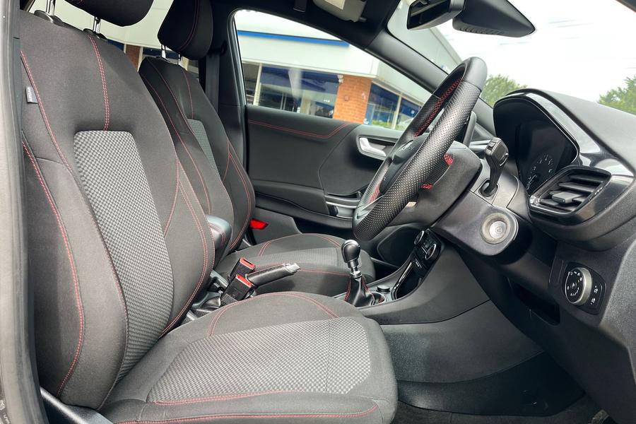Ford PUMA Photo autoimg-c97e40a64b07f5b07161873bf48aa33f441b1095.jpg