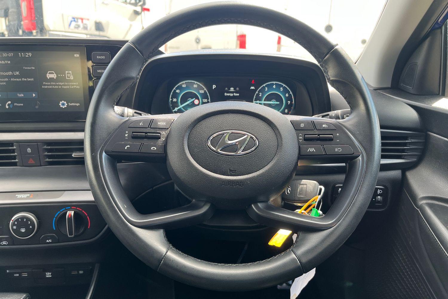 Hyundai BAYON Photo 11
