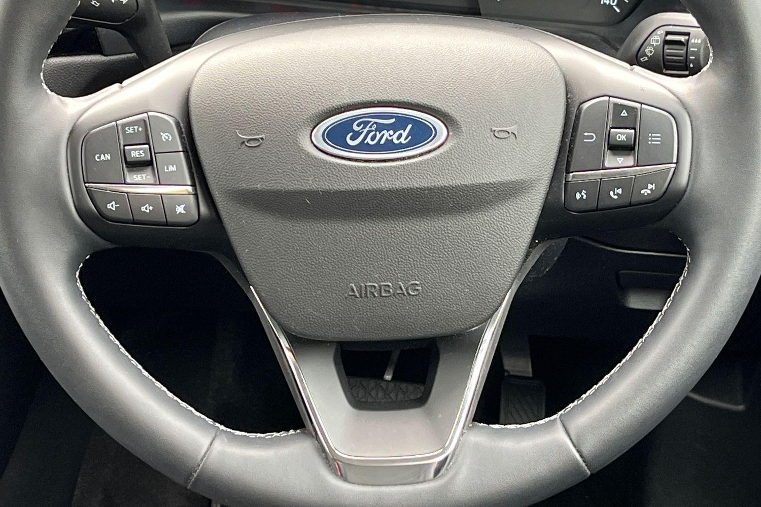 Ford FIESTA Photo 11