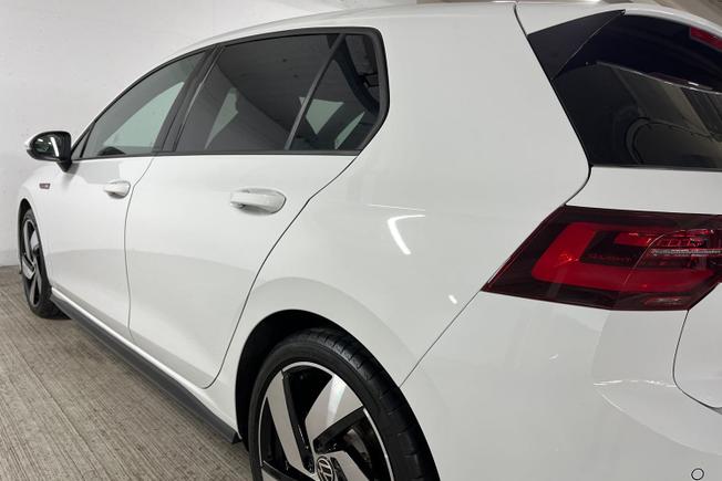 VOLKSWAGEN Golf Photo 36