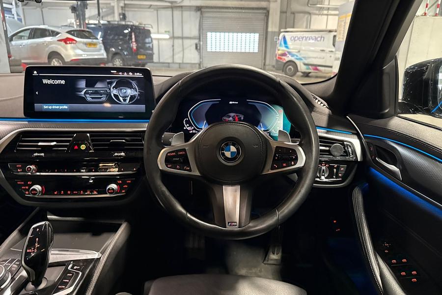 BMW 5 Series Photo autoimg-c981777dabe4ff3bc2be4dfc10e6266752f9ae9d.jpg