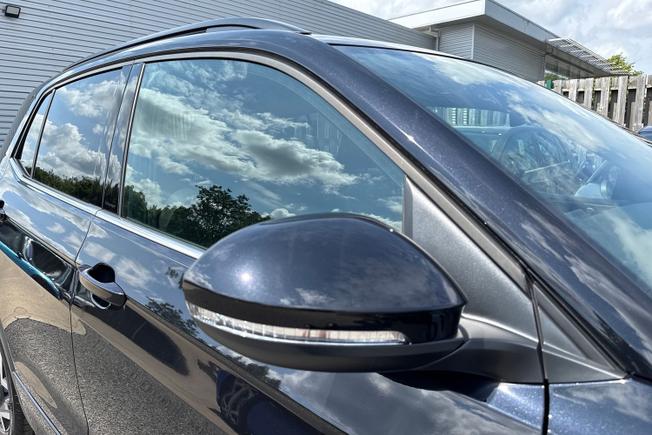 VOLKSWAGEN T-Cross Photo 26